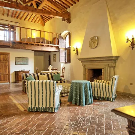 Villa Castello Di Montegufoni By Posarellivillas *
