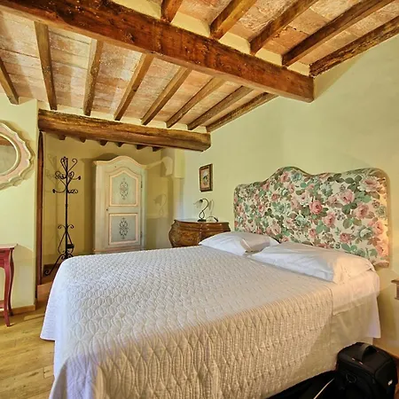 Castello Di Montegufoni By Posarellivillas