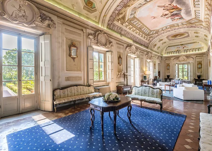 Castello Di Montegufoni By Posarellivillas ヴィラ *