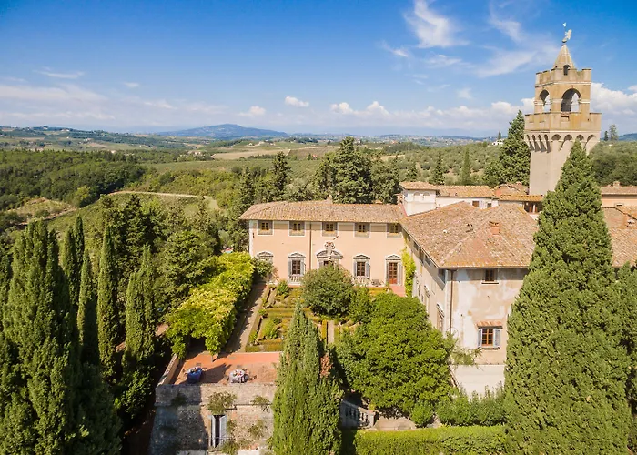 Castello Di Montegufoni By Posarellivillas ヴィラ